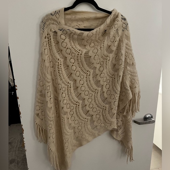 Anthropologie Sweaters - Scallop Knit Fringe Poncho